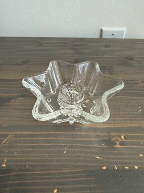 Vintage glass Anchor Hocking star-shaped taper candle holder